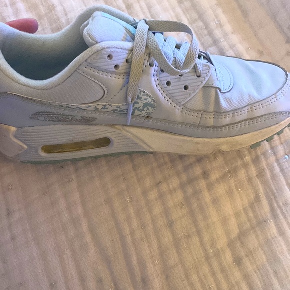 Women’s Air Max 90s - Size 8.5 - Picture 5 of 6